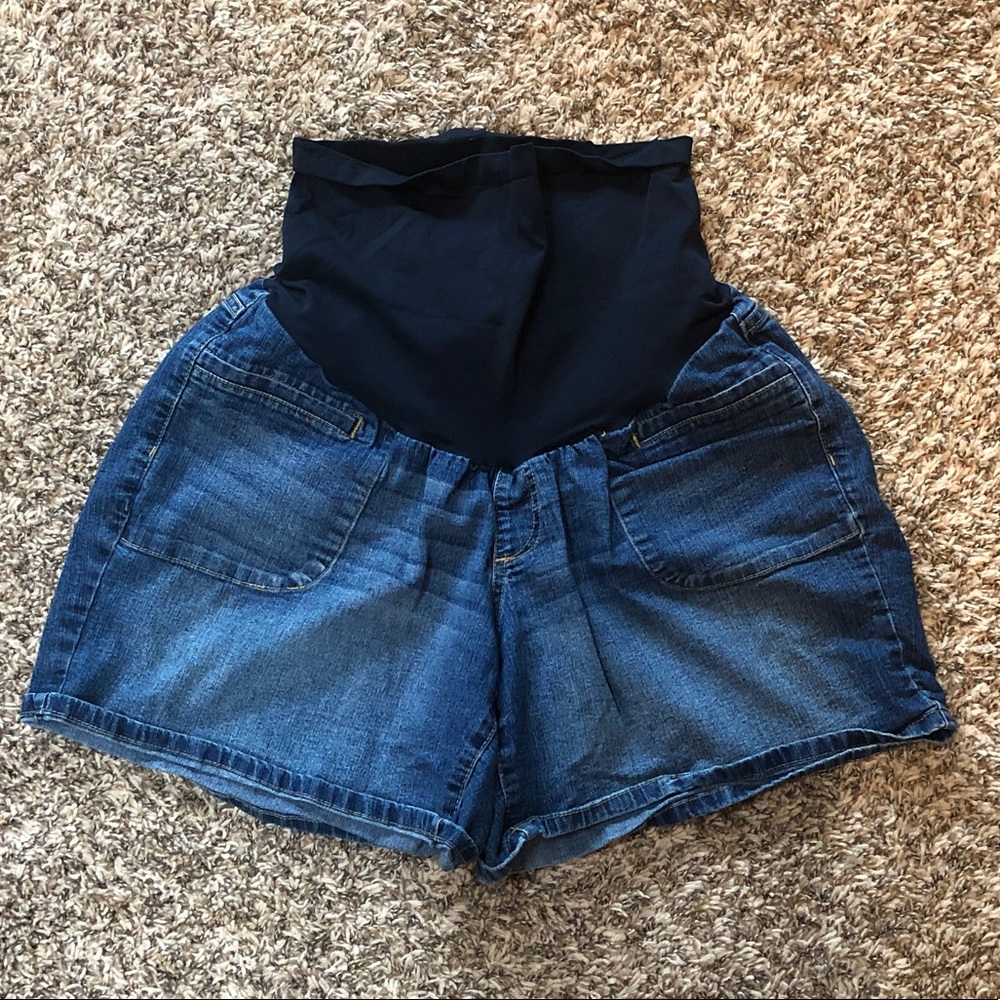 Oh Baby by Motherhood 1X Maternity Shorts